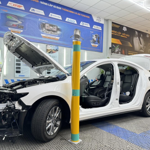 Mazda 3 đầy cá tính Wrap đổi màu cho em 